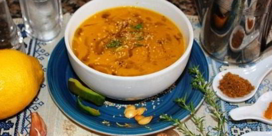 Тыквенный суп-пюре с манго и зеленым чаем