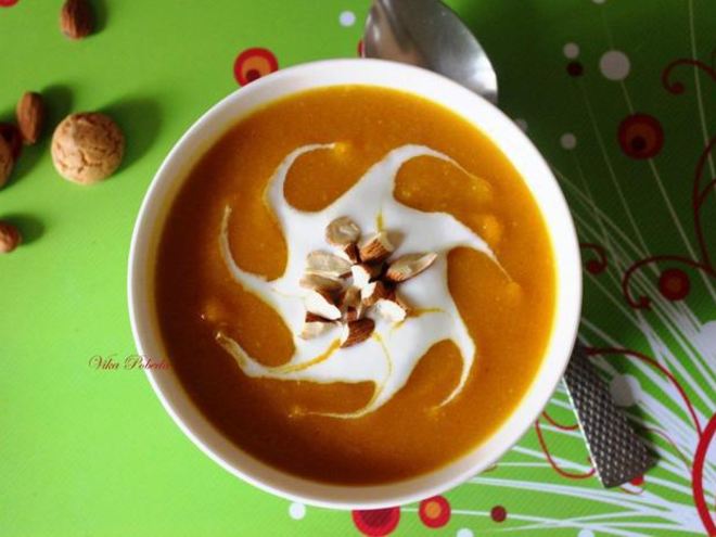 Рецепт тыквенного супа-пюре с миндальным ароматом