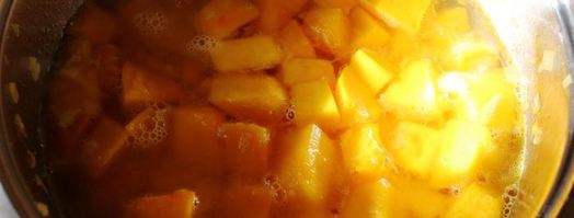 тыквенный суп-пюре с миндальным ароматом. Шаг 4