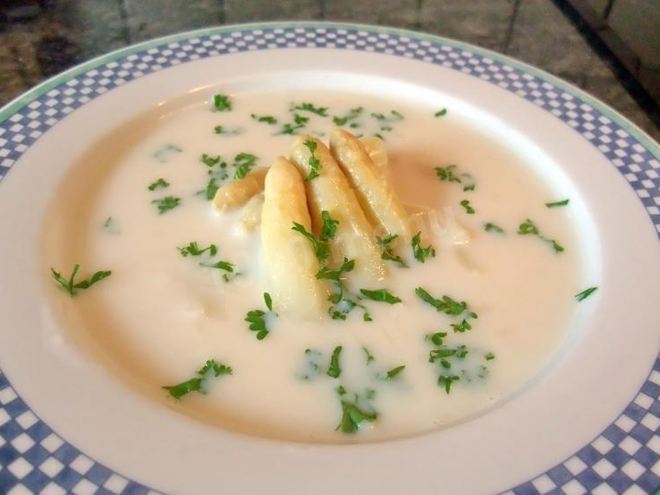 Рецепт вкусного и простой суп пюре из спаржи