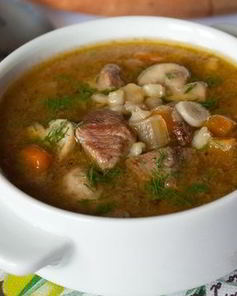 Суп с говядиной и грибами