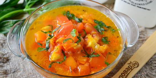 Томатный суп из печки с базиликом