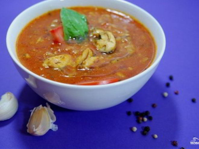 Рецепт томатного супа с мидиями