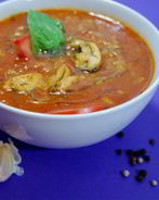 Томатный суп с мидиями