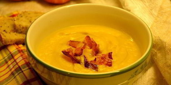 Тыквенный суп с яблоками