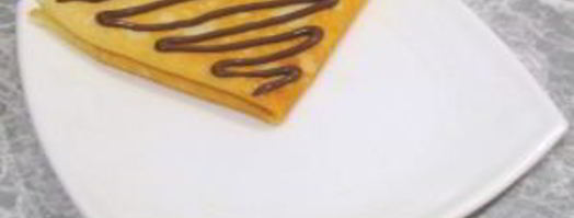 блинчики с фруктами, ягодами, мороженым и шоколадом. Шаг 3