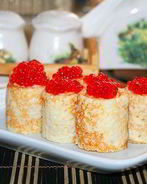 Блинчики с икрой красной