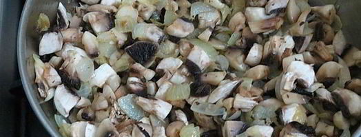 блинчики с мясом, грибами и картошкой. Шаг 11