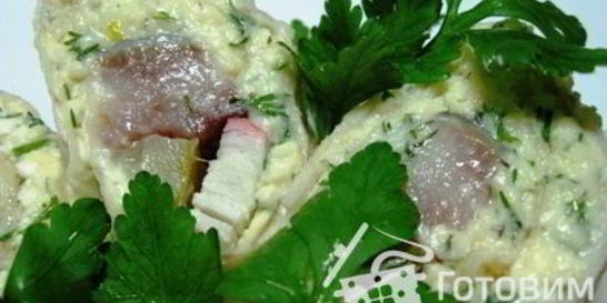 Блинчики с селедкой и крабовыми палочками