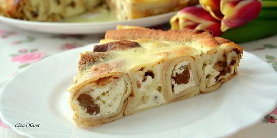 Блинная ванильная Улитка с творогом и изюмом
