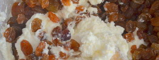 блинная ванильная улитка с творогом и изюмом. Шаг 3