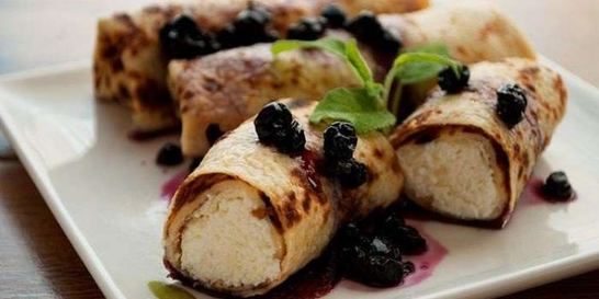 Блины, фаршированные творогом,