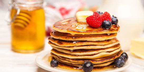 Блины на кефире пышные