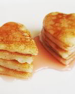 Блины на кефире с кипятком