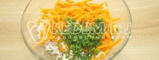 блины с курицей и морковью по-корейски. Шаг 8