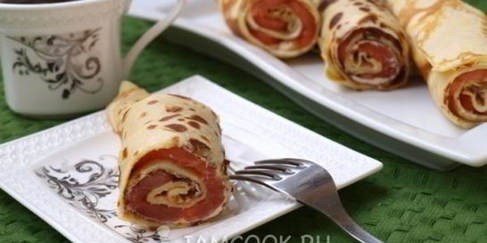 Блины с семгой и плавленным сыром