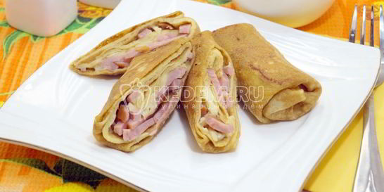 Блины с ветчиной и сыром