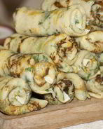 Голландские блинчики с сыром и зеленью