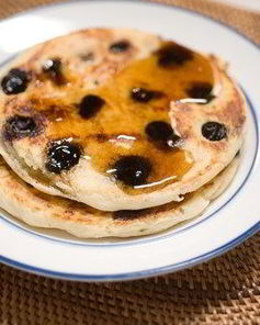 Кукурузные блины с черникой