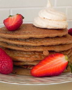 Пшенные блинчики с клубникой