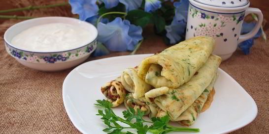 Сырные блины с зеленью