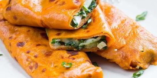 Томатные блинчики c начинкой