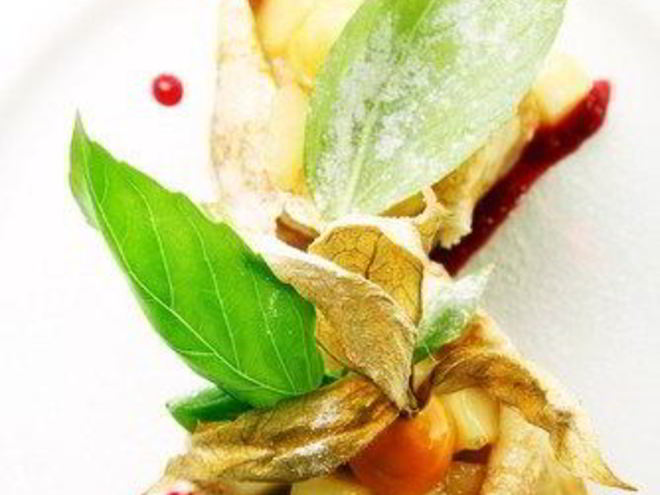 Рецепт тонких блинчиков с яблоками