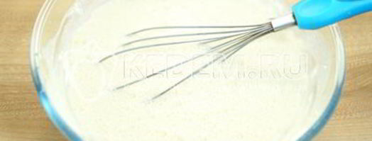 тонкие блины на молоке. Шаг 3