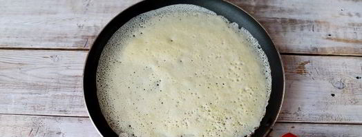 тонкие блины с дырочками на дрожжах. Шаг 11