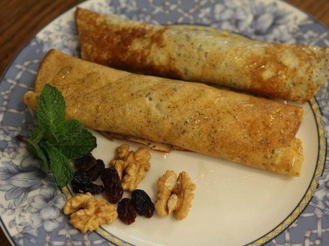 Рецепт венгерских маковых блинов с изюмом и грецкими орехами