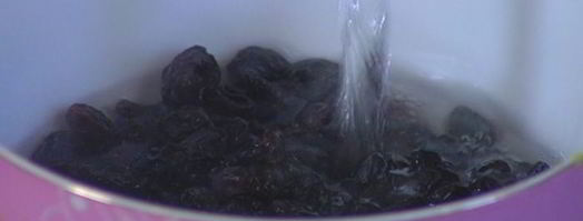 венгерские маковые блины с изюмом и грецкими орехами. Шаг 4