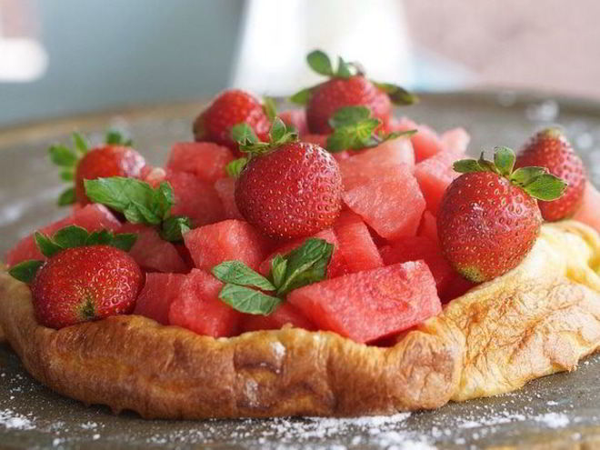 Рецепт запеченного блина с фруктами