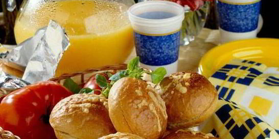 Аппетитные булочки с начинкой для пикника