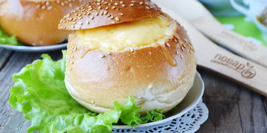 Булочки, фаршированные омлетом, на завтрак