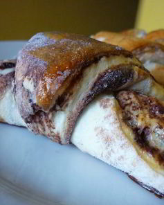 Булочки и рогалики Зебра с шоколадной прослойкой