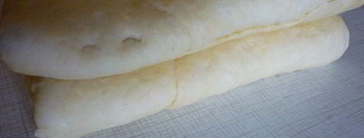 булочки и рогалики зебра с шоколадной прослойкой. Шаг 12