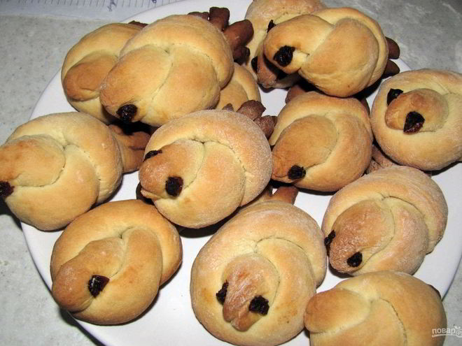 Рецепт булочек на кефире без дрожжей