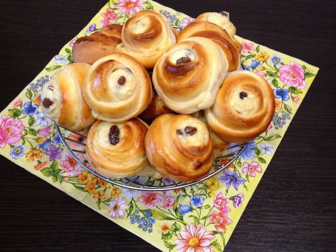 Рецепт булочек розочки с творогом