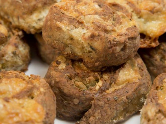 Рецепт булочек с чесноком и прованскими травами