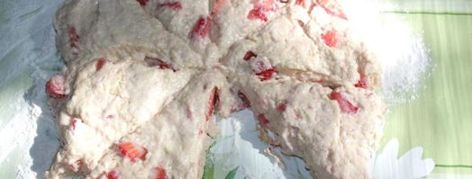 булочки с клубникой. Шаг 8