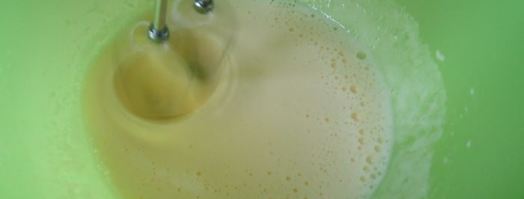 булочки с кокосом и миндальным штрейзелем. Шаг 2