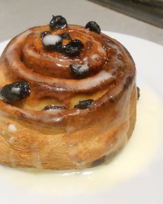 Булочки с корицей и изюмом