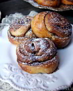 Булочки с корицей