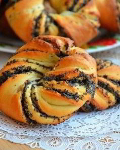 Булочки с маком