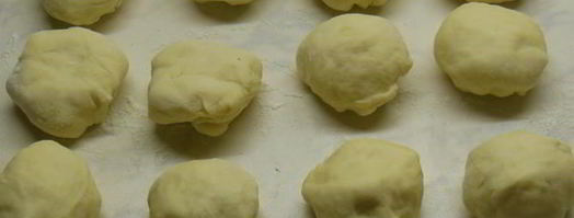 булочки с шоколадом, орехами и посыпкой. Шаг 10