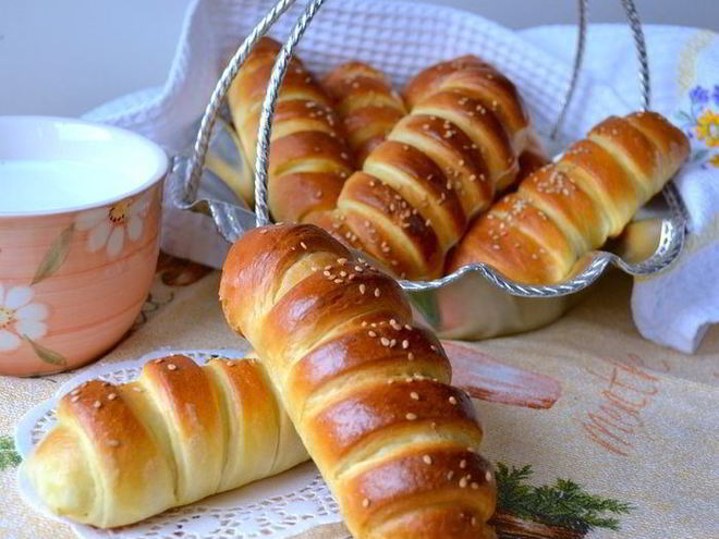 Рецепт булочек с сосисками