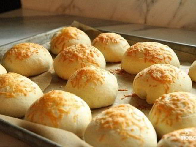 Рецепт булочек с сыром из дрожжевого теста