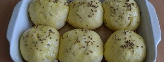 булочки с вишней. Шаг 14