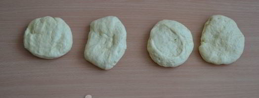 булочки с вишней. Шаг 10