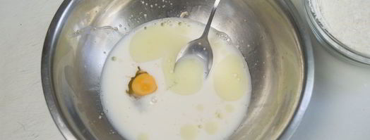 дрожжевые булочки с колбасой и сыром. Шаг 2